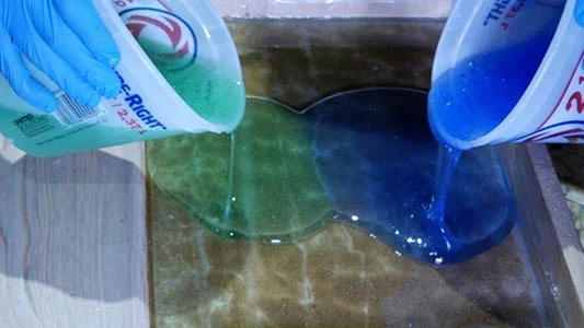 Цветовые индикаторы отверждения полиэфирной смолы Цветовые индикаторы отверждения полиэфирной смолы